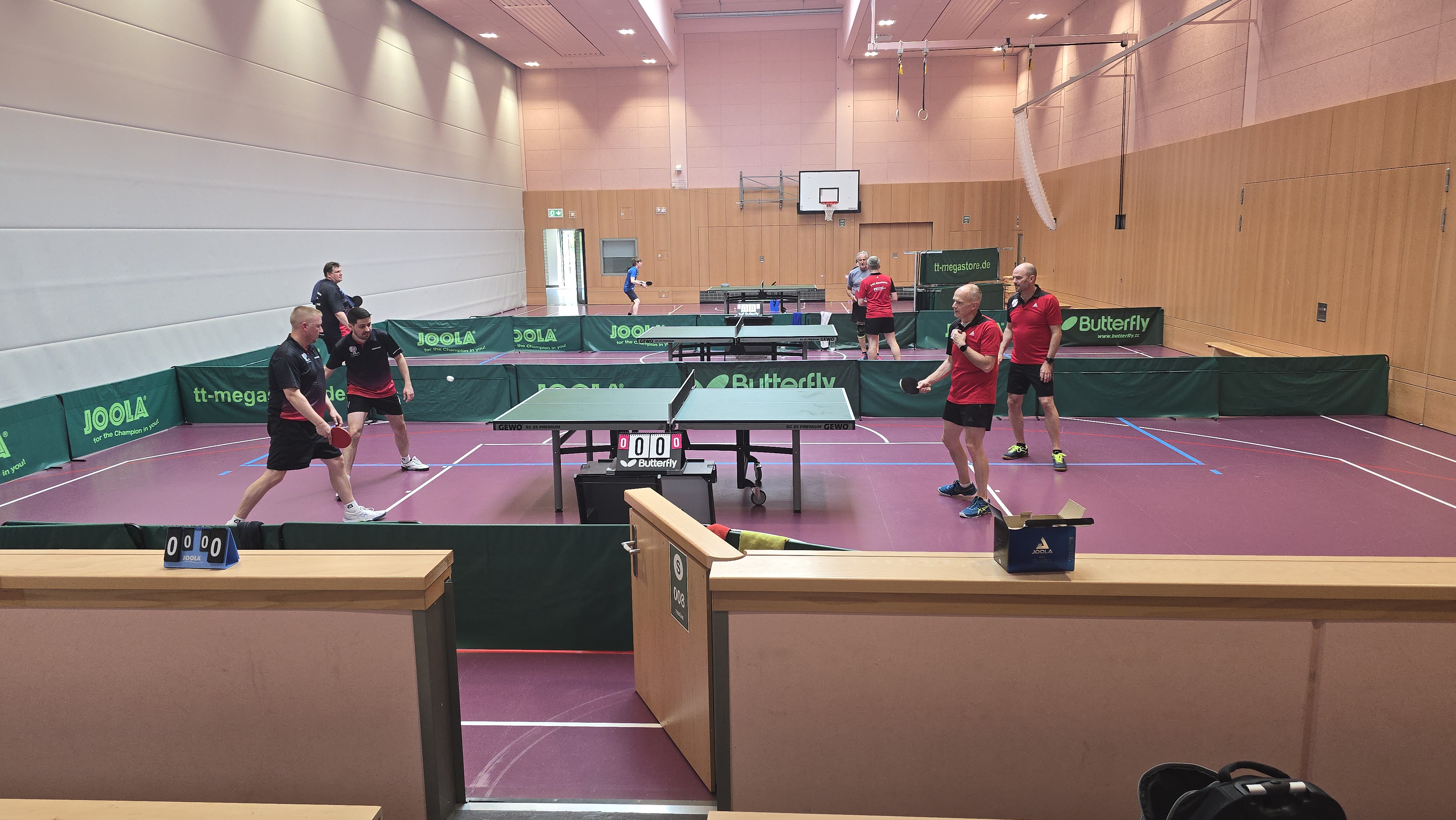 In der Rückrunde weiter mit einer perfekten Bilanz von jetzt 9-0, das TV-Spitzendoppel aus Jan Amend/Patrick Nickel.